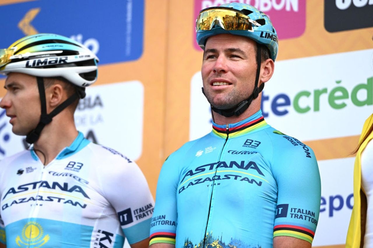 Mark Cavendish (right) at the 2024 Tour Colombia